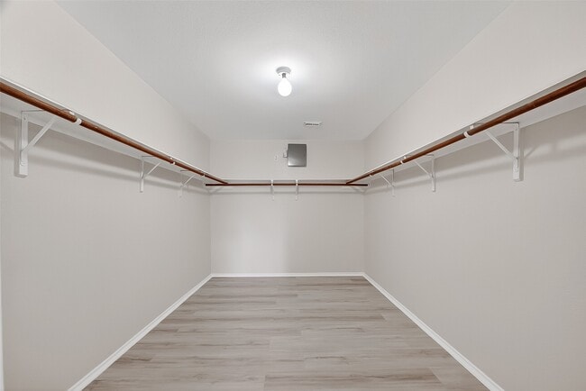 Building Photo - 16111 Soaring Eagle Dr