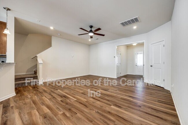 Building Photo - 524 Hunters Dance Road