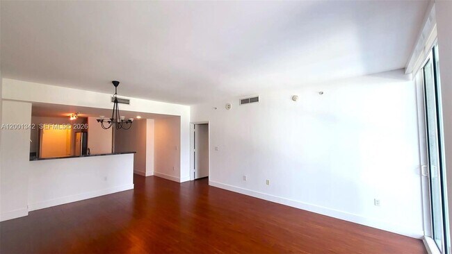 Building Photo - 253 NE 2nd St