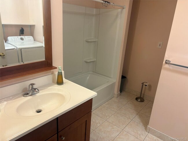 Building Photo - 5 N Aspen Rd