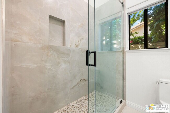 Building Photo - 74830 Waring Ct