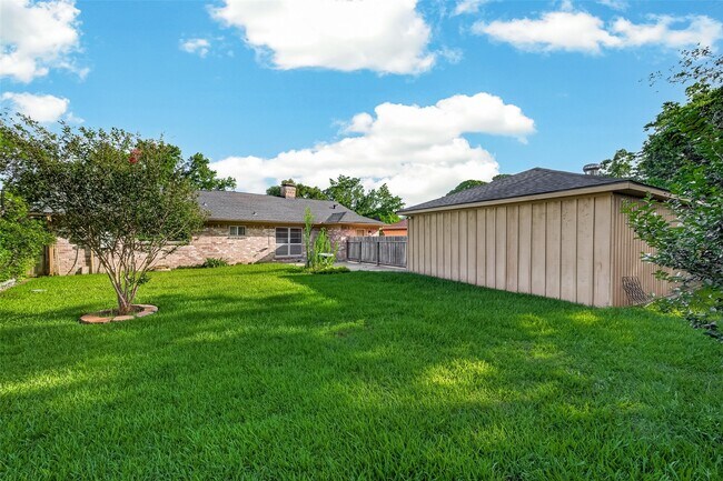 Building Photo - 22110 Provincial Blvd