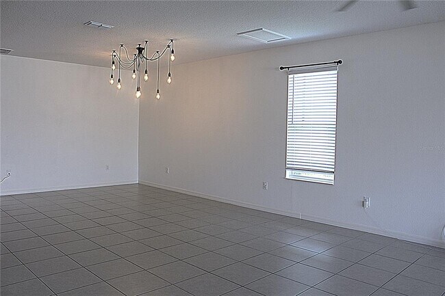 Building Photo - 2104 Stillwood Wy