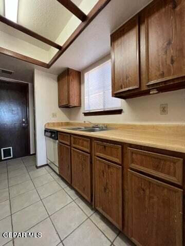 Building Photo - 3329 Red Sails Dr