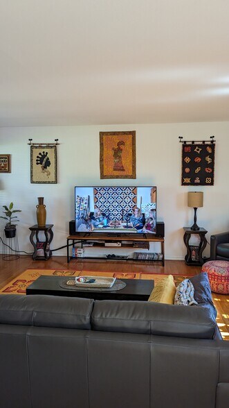 Building Photo - 1711 Reetz Rd