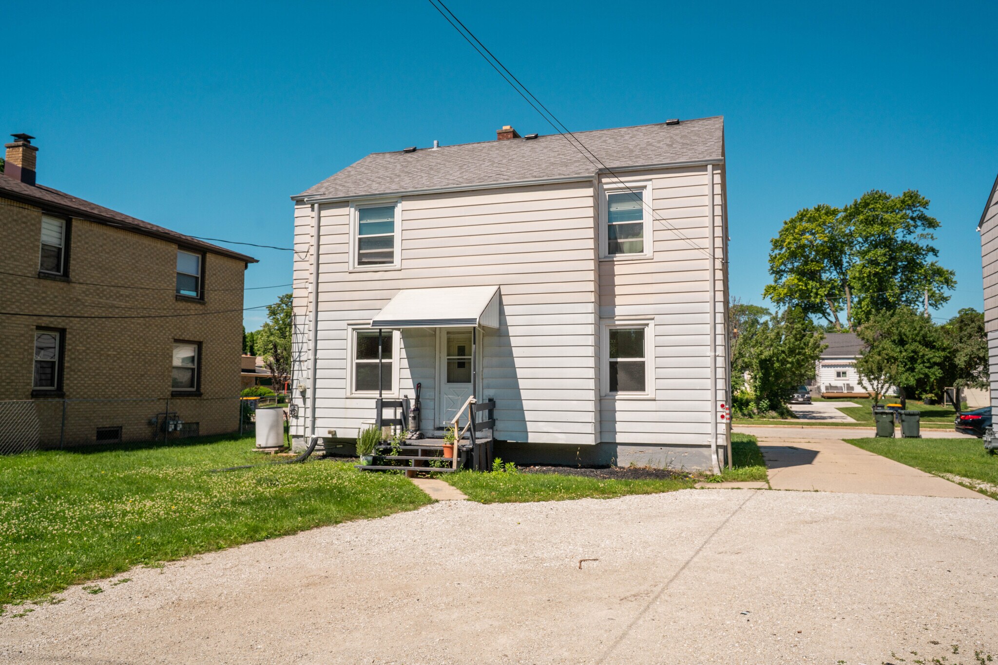 Building Photo - 2158 S 80th St