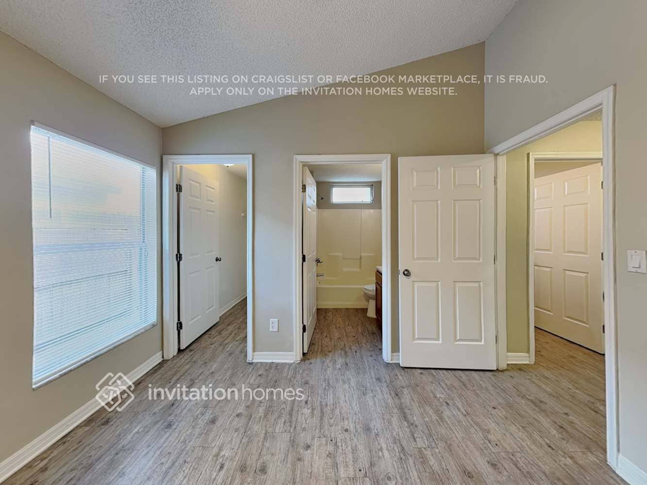 Building Photo - 1401 Brookebridge Dr