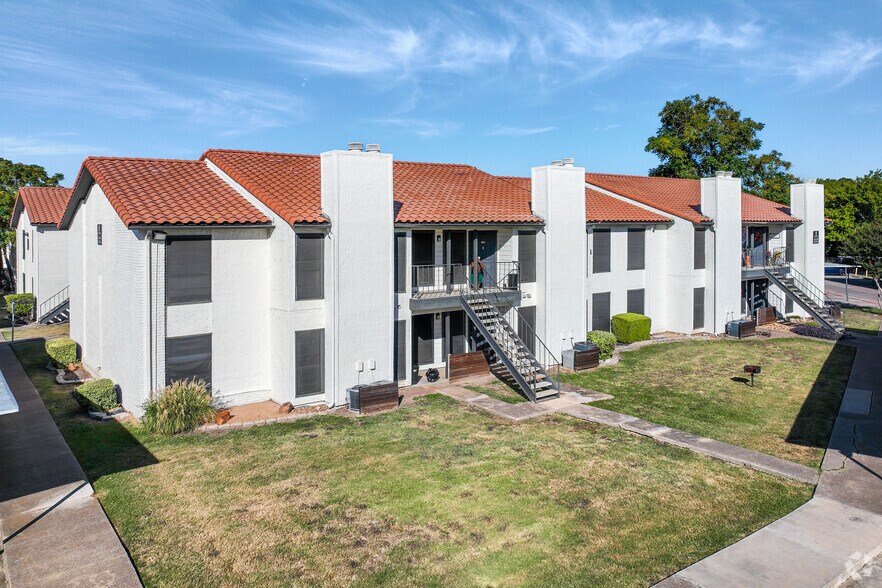 Alternate - Athena Apartments