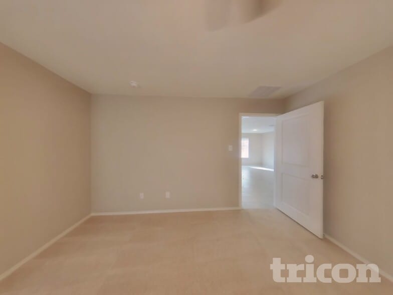 Building Photo - 1717 Claireborne Ct