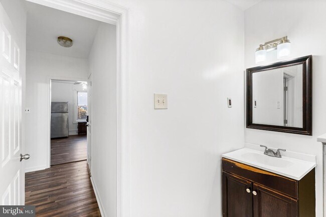 Building Photo - 6915 Harford Rd