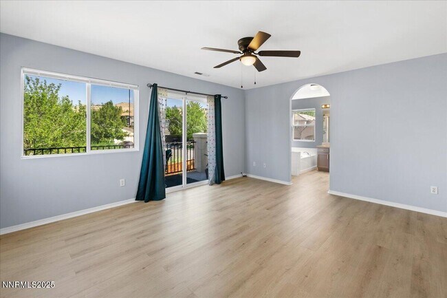 Building Photo - 2220 Signa Dr