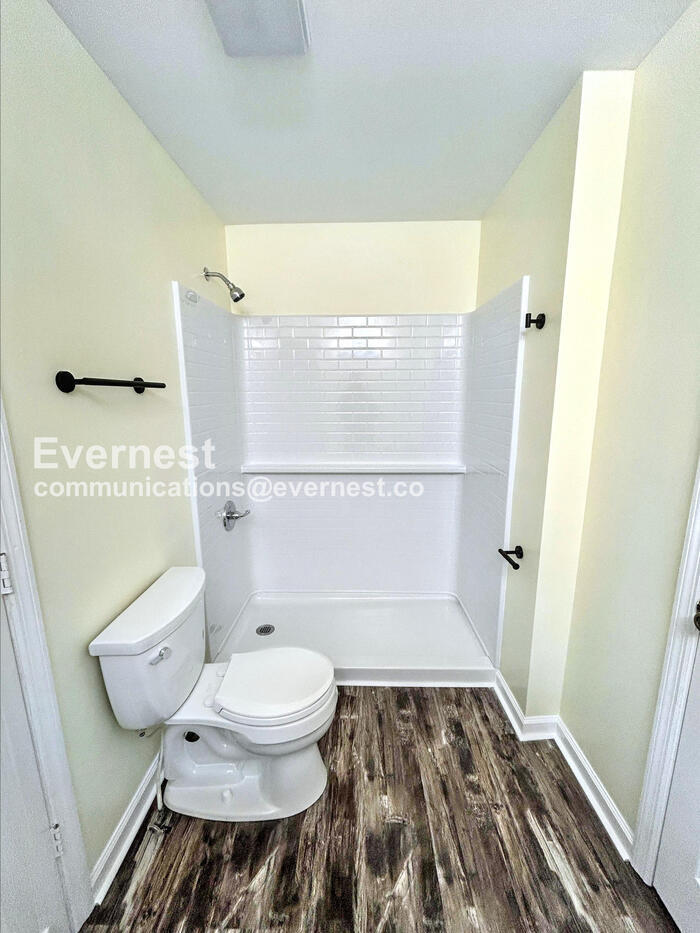 Building Photo - 2427 Riverstone Dr