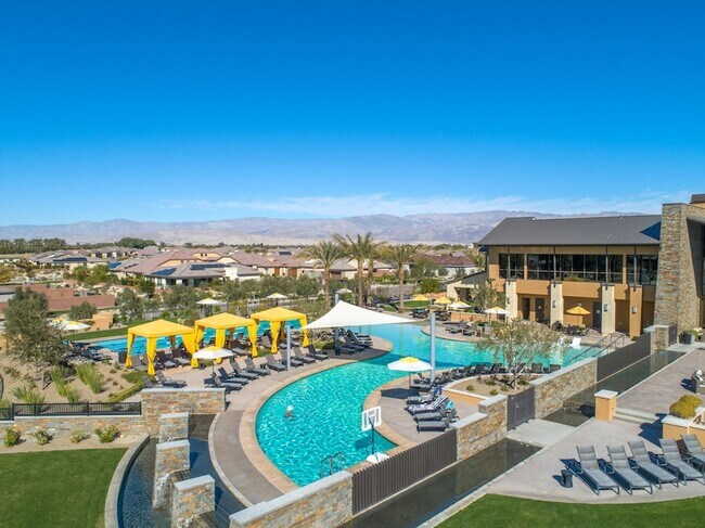 Building Photo - 51780 Ponderosa Dr.