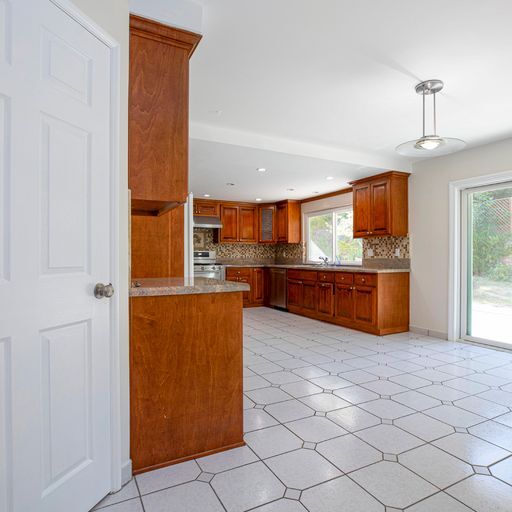 Building Photo - 3125 Emerald Isle Dr