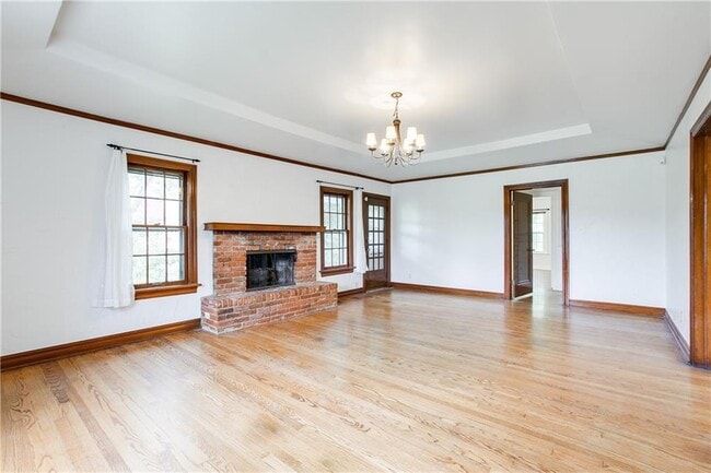 Building Photo - 1600 NW 38th St