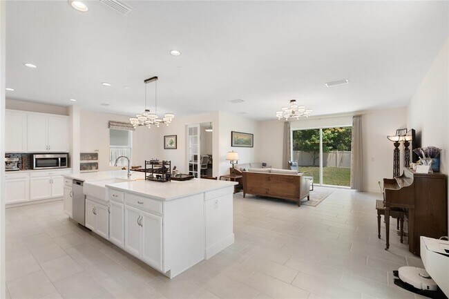 Building Photo - 2680 Nottel Dr