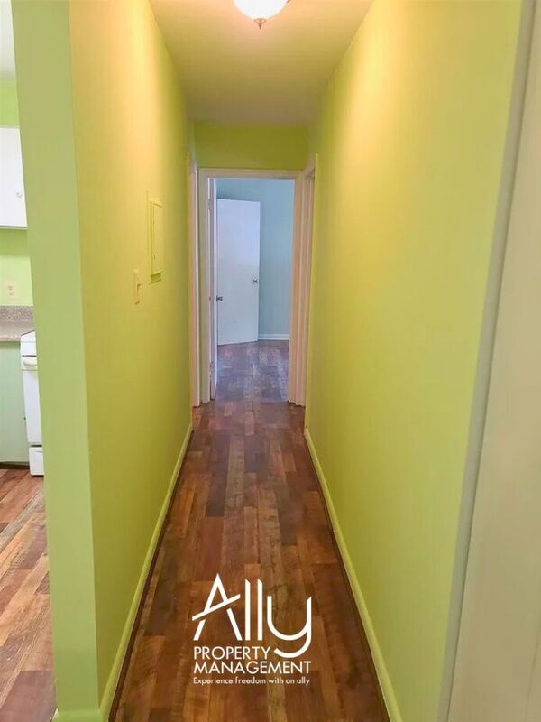 Building Photo - 840 Runnel Ct