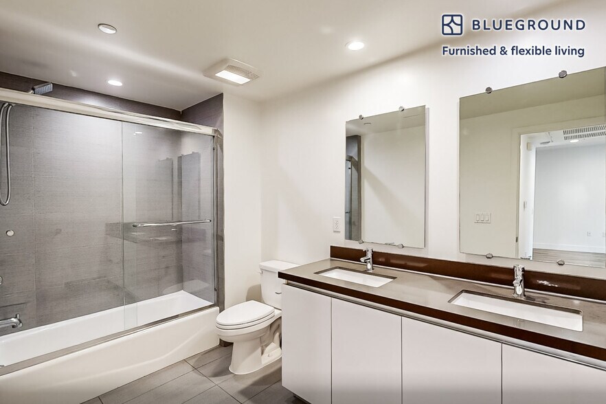 Building Photo - 518 N Gramercy Pl