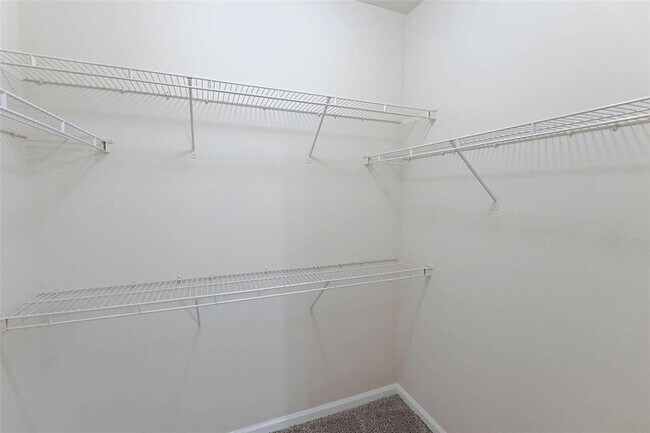 Building Photo - 10505 S I-35 Frontage Rd