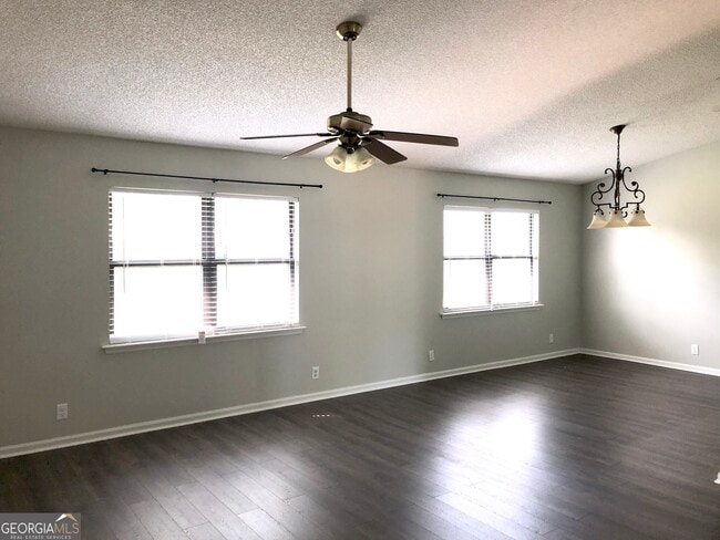 Building Photo - 314 Briarwood Cir