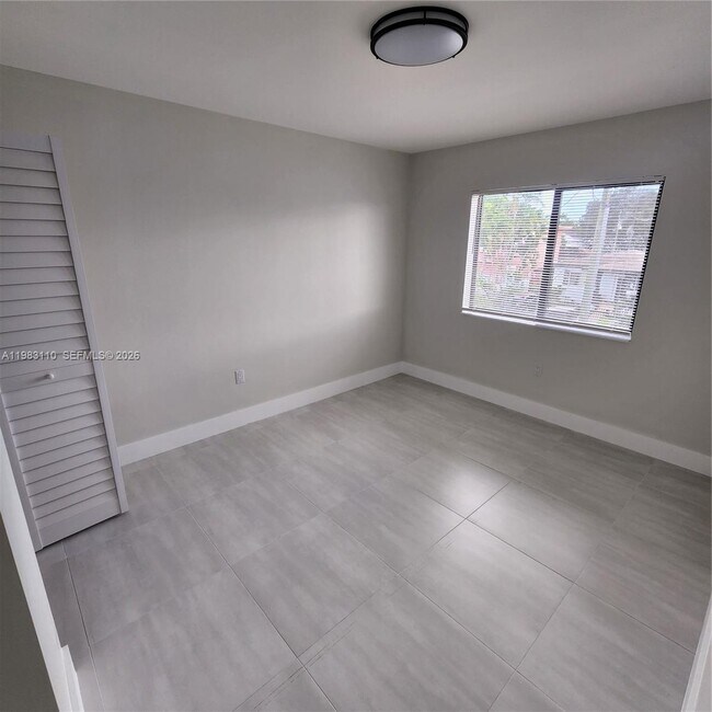 Building Photo - 1171 NW 66th St