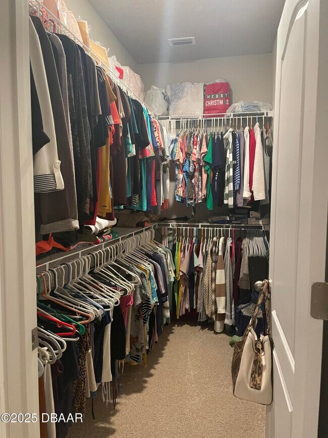 Building Photo - 181 Thistleton Wy