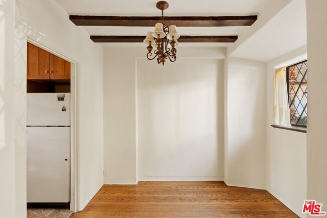 Building Photo - 2057 N Las Palmas Ave