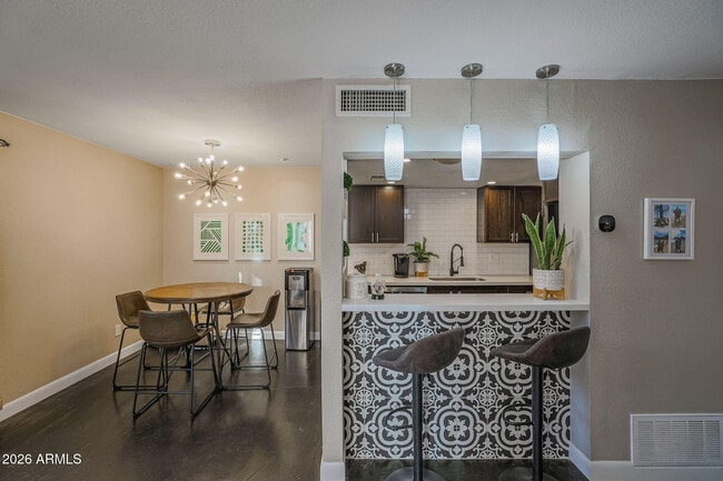 Building Photo - 4240 N 81st St