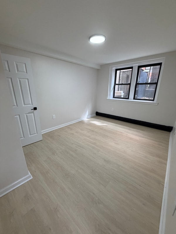 Building Photo - 150 S Harrison St