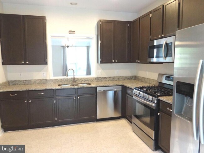 Building Photo - 11793 Nates Pl