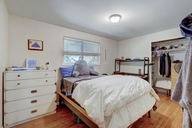 Building Photo - PRE-LEASE 4 BED 2 BATH – Updated Brick Home Near CU & Boulder Creek Path | Available August 2026