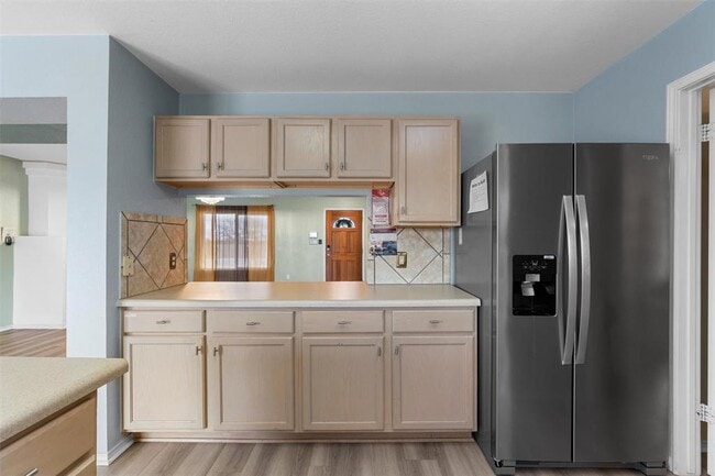 Building Photo - 130 Siebert Dr