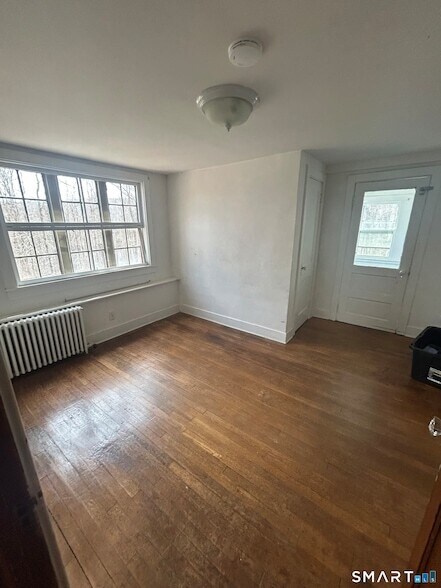 Building Photo - 684 Field St
