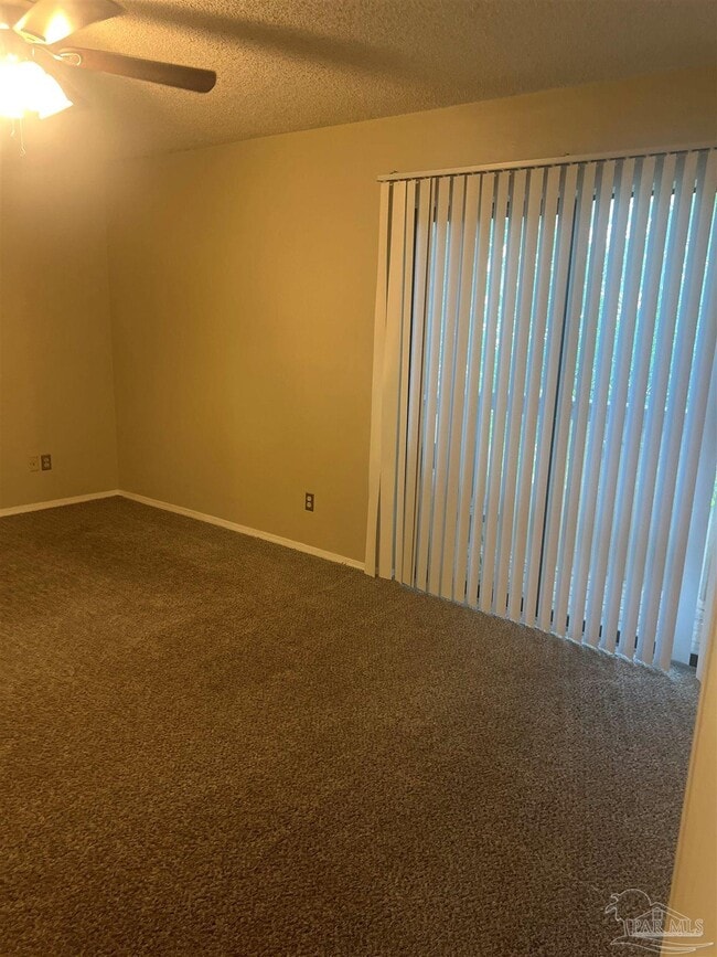 Building Photo - 7150 Dogwood Terrace Dr