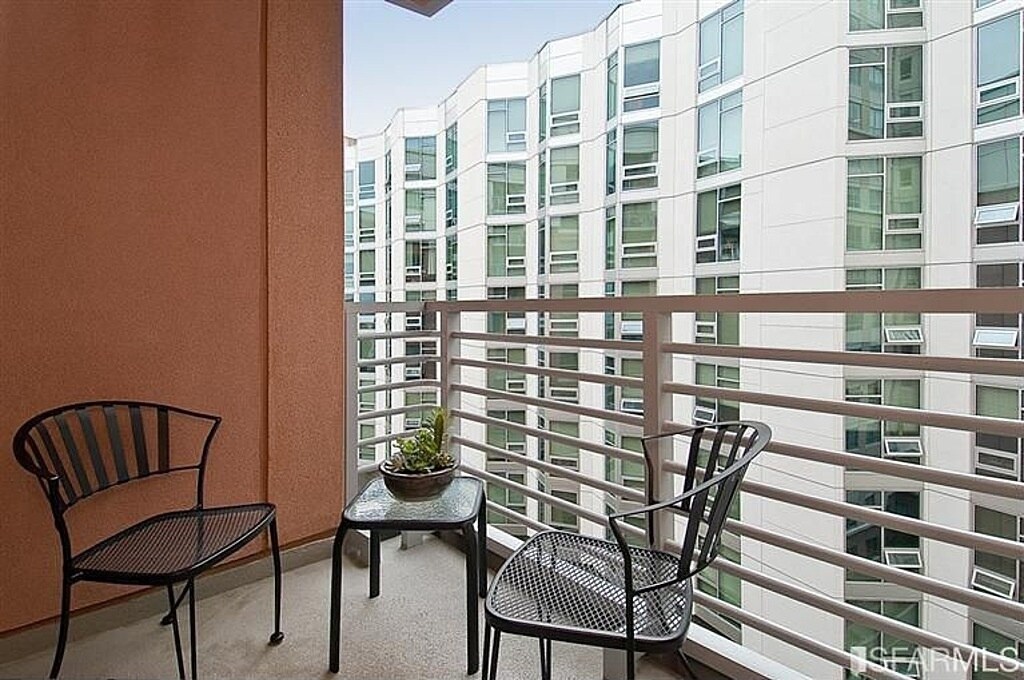 Building Photo - 400 Beale St, Unit #1110