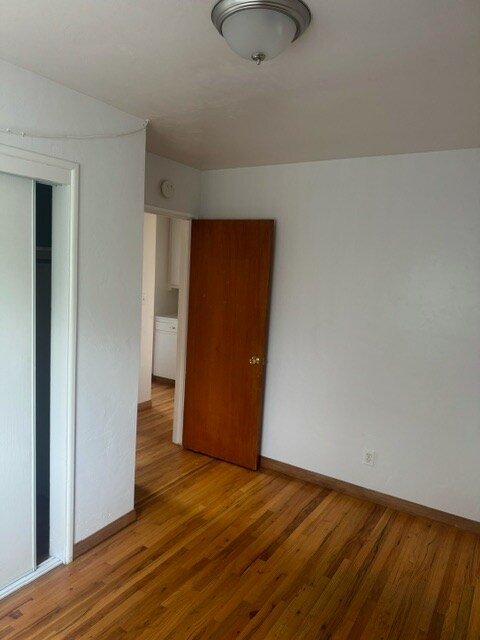 Building Photo - 3728 Ingraham St