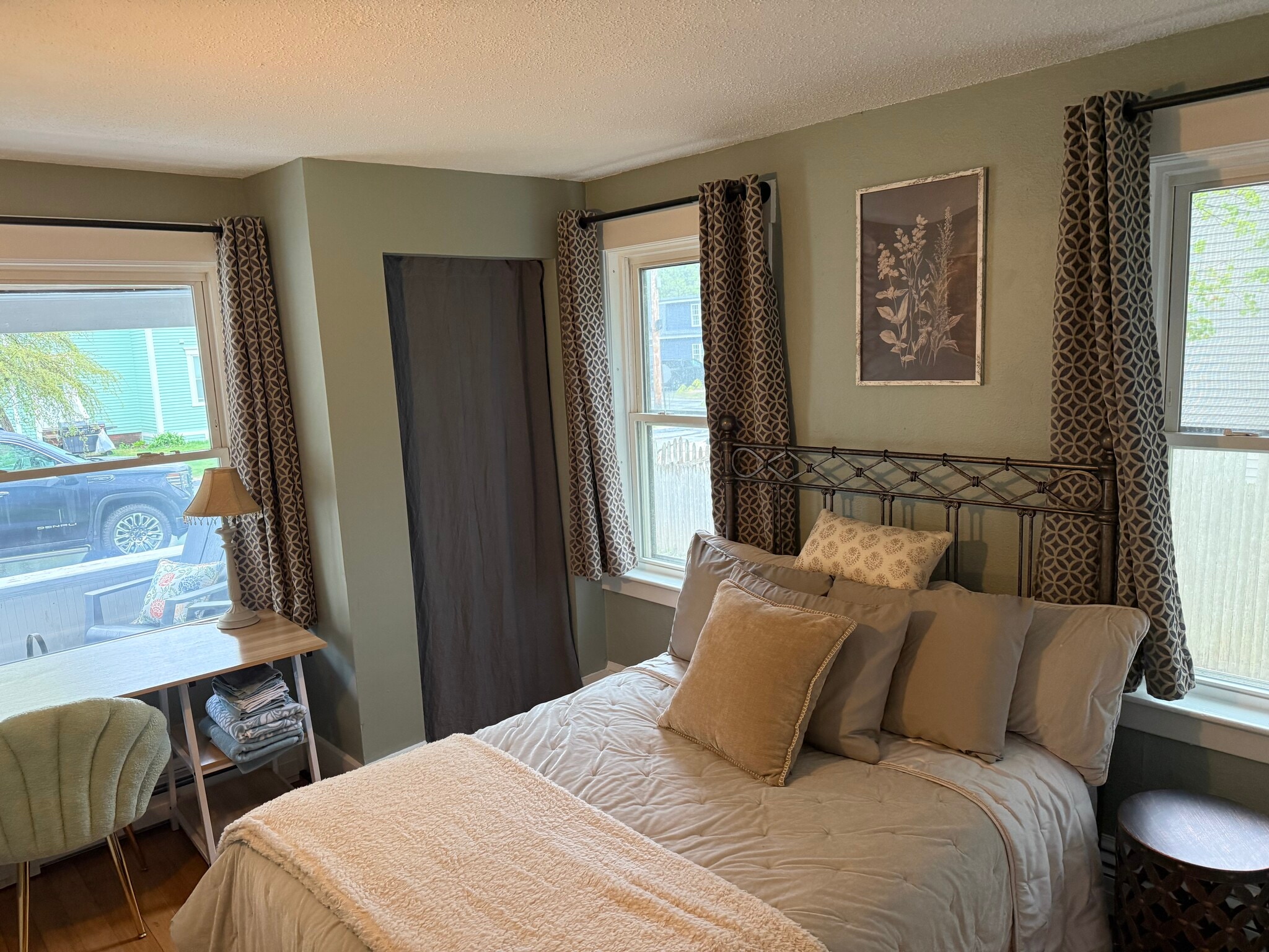 Bedroom 3 - 40 Russell St