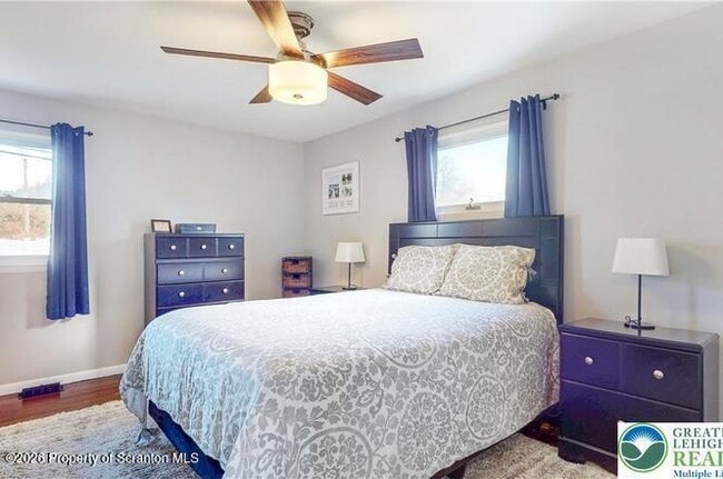 Building Photo - 2809 Green Acres Dr