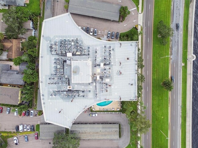 Building Photo - 2611 Bayshore Blvd