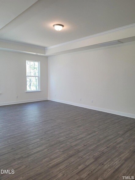 Building Photo - 100 Silent Brk Trl