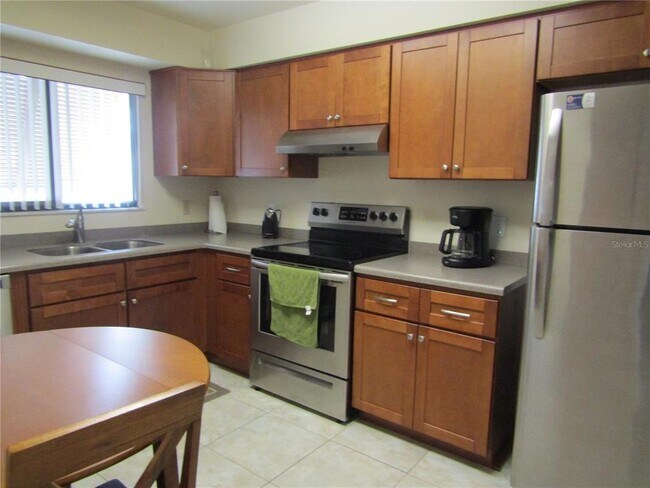 Building Photo - 5235 Willow Links