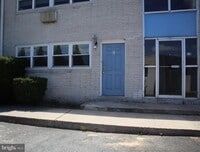 Building Photo - 319 Camden Ave