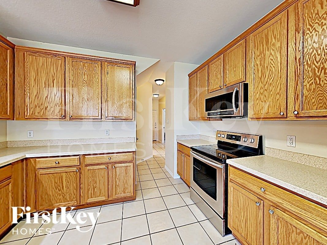 Building Photo - 5108 Parkplace Dr