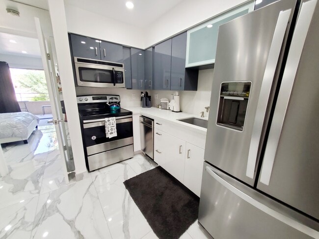 Building Photo - 464 S Calle Encilia