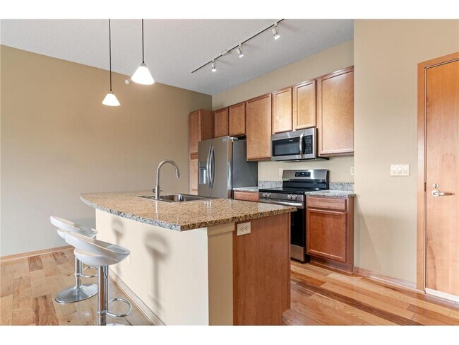 Building Photo - 4525 Park Commons Dr
