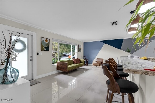 Building Photo - 1815 SW 85th Ct