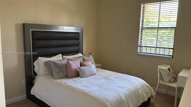 Building Photo - 8437 Blue Cove Way