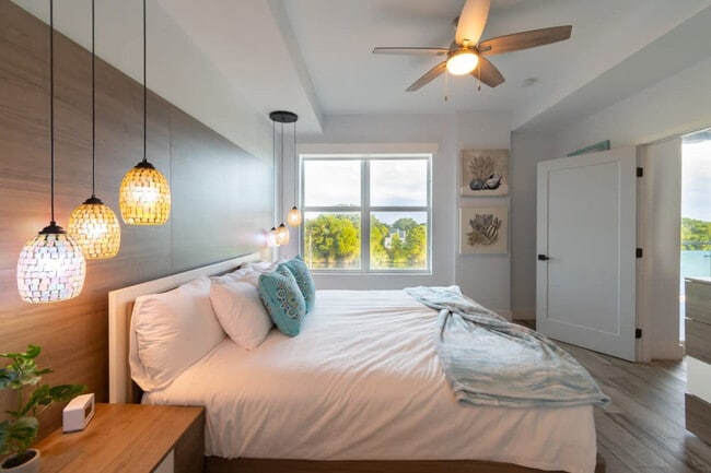 Building Photo - 202 Ivory Coral Ln