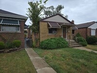 Building Photo - 12871 S Green St