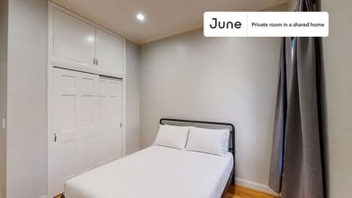 Building Photo - Room in Shared 4 bed/1 bath home in Hamilton Heights